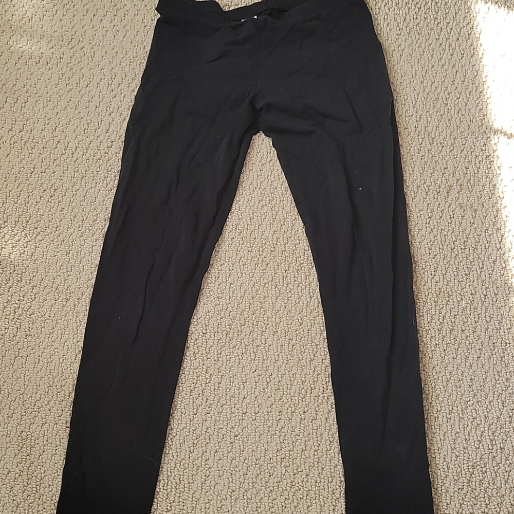 Black leggings